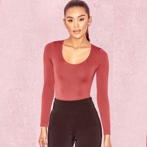 HOUSE OF CB ROSELLA BURGUNDY SEAMLESS KNIT SCOOP NECK STRETCH BODYSUIT M/L NWOT